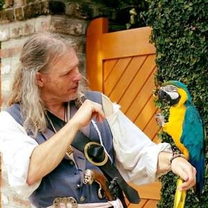 Meet your Posher, Eric